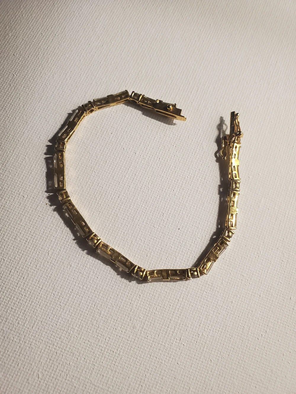 Avon‎ Faux Gold Tone Crystal Tennis Bracelet Women Jewelry